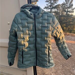 Outdoor Vitals Women’s NovaPro down jacket medium like new hiking puffy